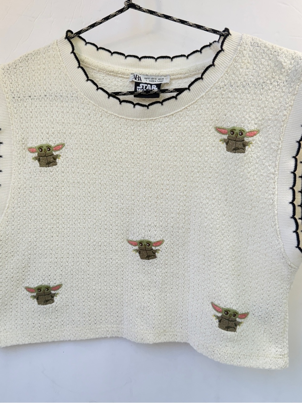 Zara x Star Wars Grogu Baby Yoda Embroidered Knit Crop Top, Small, Disney, good